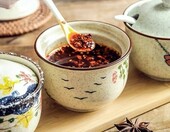 TuYines cukiernica ceramiczna 400 ml z pokrywką i łyżeczką – zdjęcie 3