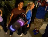JBL PartyBox 330 - głośnik imprezowy 280 W na kółkach, biały – zdjęcie 5