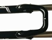 YLXD - widelec amortyzowany rowerowy przedni 26 cali, skok 80 mm – zdjęcie 3