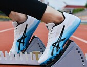 LuminescentDream - buty startowe kolcowe do biegania na bieżni – zdjęcie 4