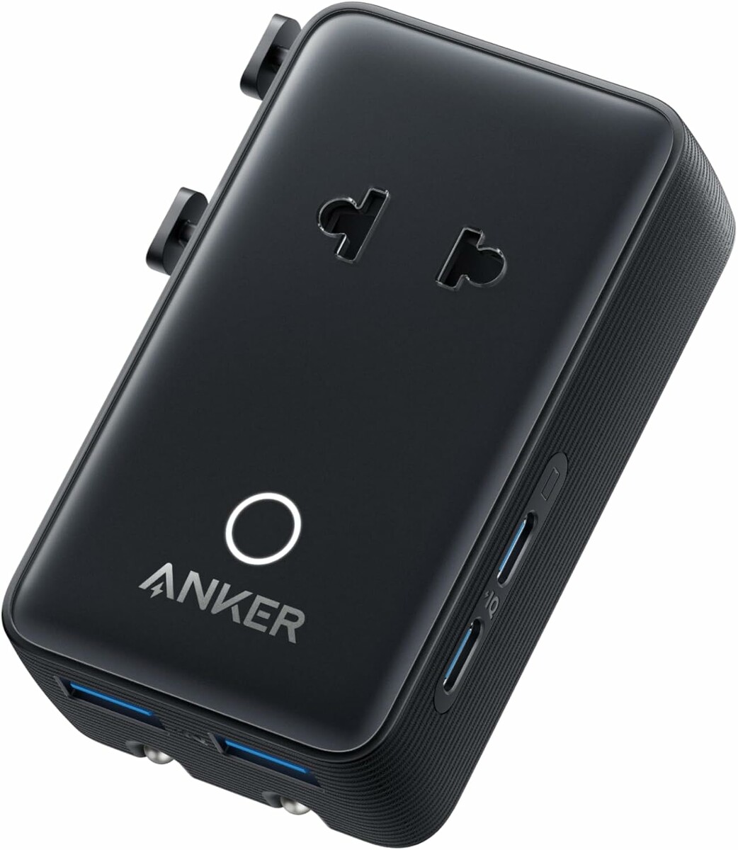 Anker Nano adapter podróżny 5w1, 4 porty USB, ponad 200 krajów, czarny