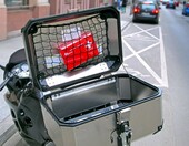 TrunkExpert Siatka organizacyjna do kufra motocyklowego GIVI Trekker Outback 58l – zdjęcie 2