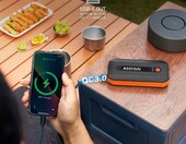AstroAI AHETB8 przenośny samostart 2000A 12V z latarką LED i powerbankiem – zdjęcie 5