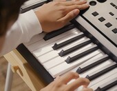 Yamaha PSR-E383 Keyboard 61 klawiszy – instrument klawiszowy dla początkujących – zdjęcie 2