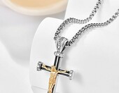 Naszyjnik z krzyżykiem praymos, srebro 925, krucyfiks z cyrkonią – zdjęcie 2