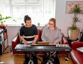 Alesis Recital - pianino cyfrowe 88 klawiszy półważonych, czarne – zdjęcie 2