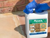 Roxil impregnat do drewna 5 l – bezbarwny, hydrofobowy, do płotów, szop i mebli ogrodowych – zdjęcie 4