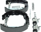 BOSCH 0 204 114 896 – zestaw hamulca bębnowego z cylinderkiem, tył, Dacia i Renault – zdjęcie 2