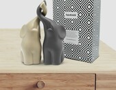 FeinKnick figurka ceramiczna – para słoni, beżowo-szara, 16 cm – zdjęcie 3