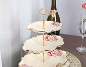 fanquare – 3-poziomowa porcelanowa patera na ciasta w kształcie lotosu, złota – zdjęcie 4