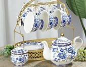 fanquare Blue Vine – porcelanowy serwis do herbaty i kawy dla 6 osób z dzbankiem i stojakiem – zdjęcie 5