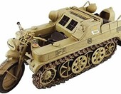 Italeri 7404 NSU HK 101 Kettenkrad 1:9 – model półgąsienicowego motocykla wojskowego – zdjęcie 1