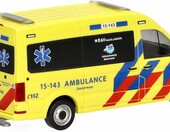 Herpa MAN TGE furgon HD Ambulance 15-143 (Holandia) – model 1:87 (H0) – zdjęcie 2