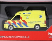 Herpa MAN TGE furgon HD Ambulance 15-143 (Holandia) – model 1:87 (H0) – zdjęcie 5