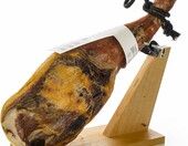Jamonprive Szynka Serrano Reserve łopatka 4–4,5 kg częściowo bez kości + stojak – zdjęcie 4