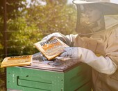 KADAX ciasto karmowe dla pszczół z 8% pyłku 20 x 1 kg – pokarm pszczelarski – zdjęcie 4