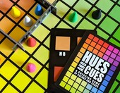 USAopoly Hues and Cues – gra imprezowa o kolorach dla 3-10 graczy – zdjęcie 5