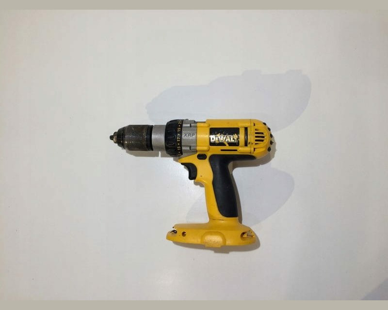 Wiertarko-wkrętarka DeWALT DC987 18V 420W + ładowarka i bateria