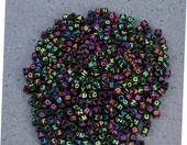 Anneome koraliki kostki z literkami A–Z, 600 szt. – akrylowe kostki 6 x 6 mm – zdjęcie 4
