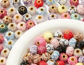 CYEENUT koraliki welurowe puszyste 1,5 cm, 200 szt. – miękkie, z dużym otworem – zdjęcie 3