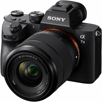Bezlusterkowiec pełnoklatkowy Sony Alpha 7 III (stan nowy)