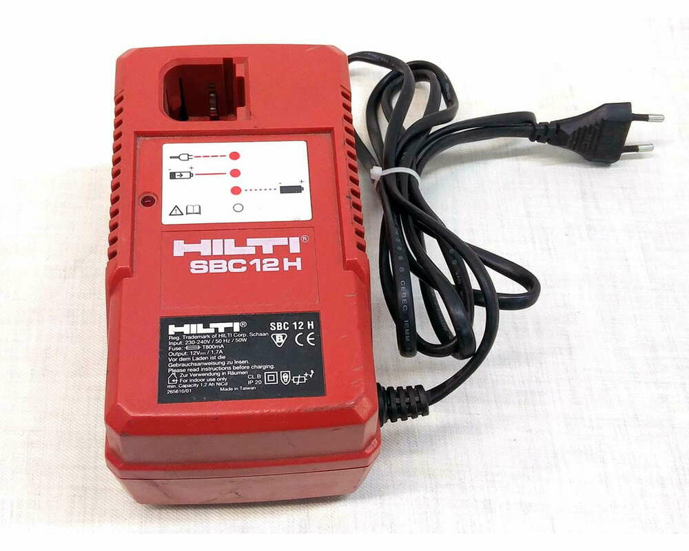 Ładowarka akumulatorowa Hilti SBC12H 12V 1.7A