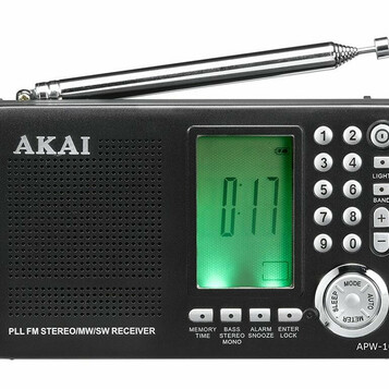 Odbiornik na całym świecie UKF/PLL Akai APW10 (używany)