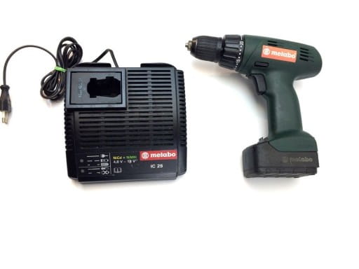 Wiertarko-wkrętarka Metabo BST 12 Euro 12V + bateria i ładowarka