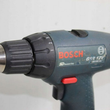 Wiertarko-wkrętarka akumulatorowa Bosch GSR 12V + ładowarka i bateria