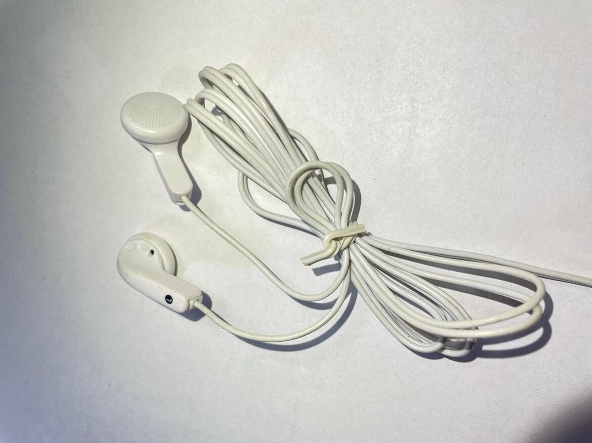 Słuchawki do MP3 MP4 jack 2.5mm biały – stan: używany