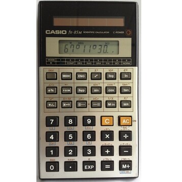 Casio fx-85M – kalkulator naukowy – stan: używany