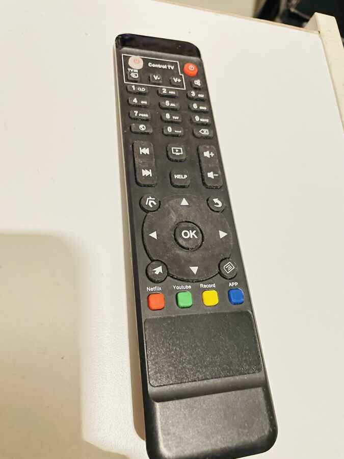 Zamiennik pilot do TV – ogłoszenie