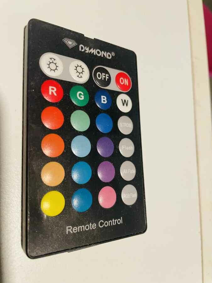 Dymond – pilot LED RGB zdalnie sterowany do taśmy (używany)