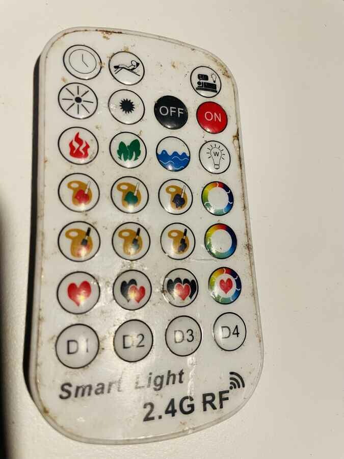 Pilot do Smart Light 2.4G RF RGB LED – ogłoszenie