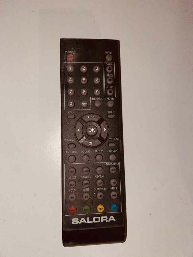 Salora – pilot, do TV LCD czarny – stan: używany