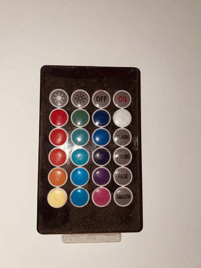 Pilot do sterowania taśmą RGB LED czarny, stan: używany