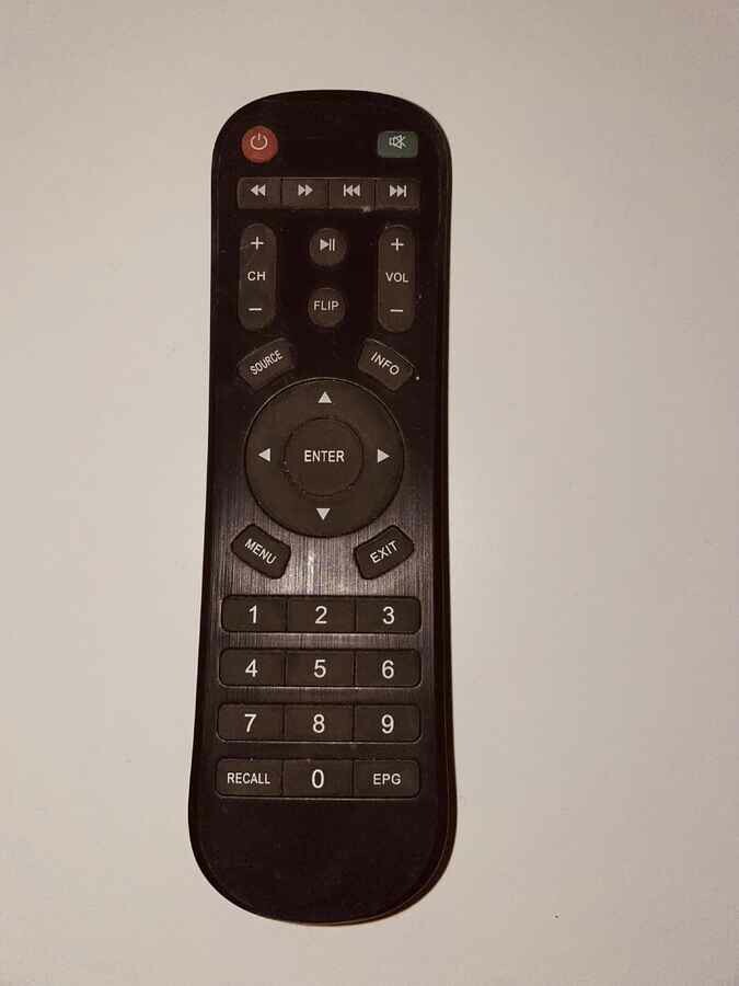 Pilot zdalnego sterowania tunera TV Boxa – ogłoszenie