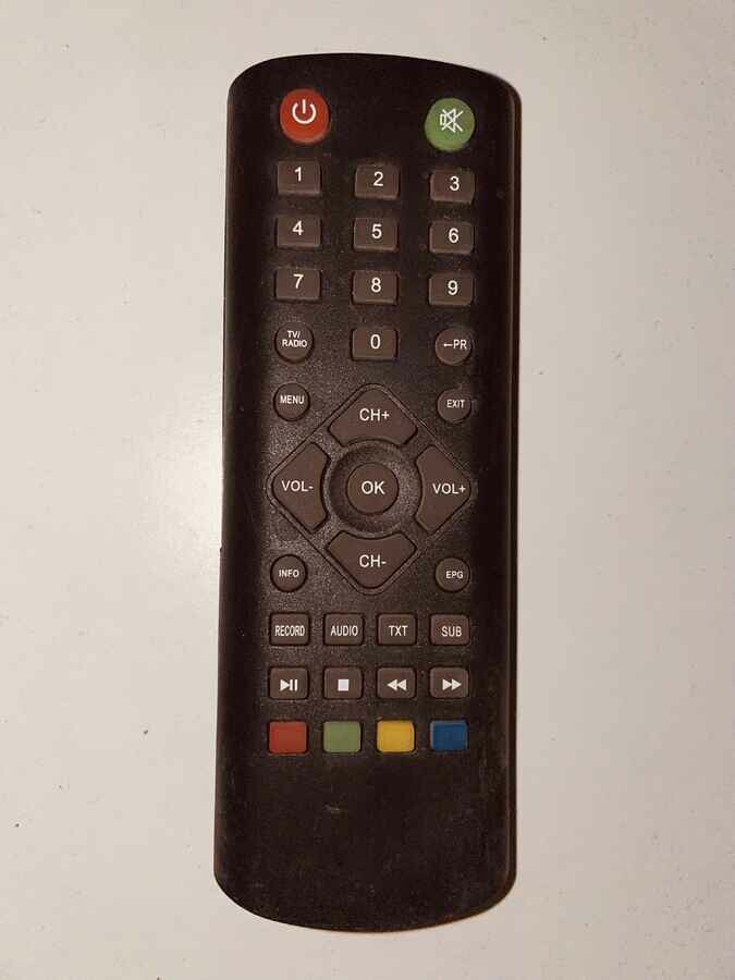 Czarny pilot do DVD odtwarzacza, stan: używany