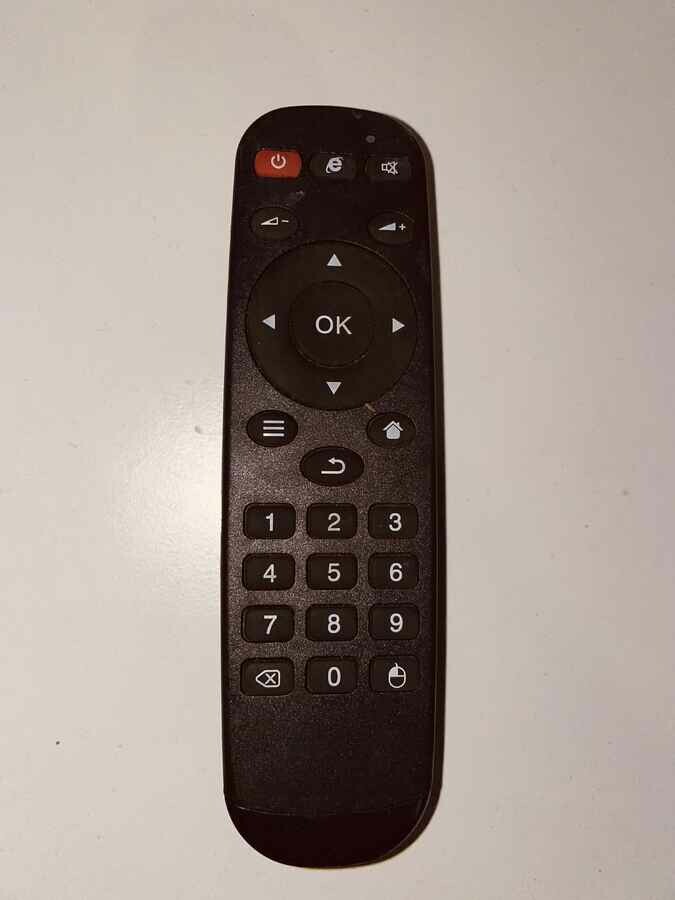Pilot do tunera dekodera TV Boxa czarny – oferta