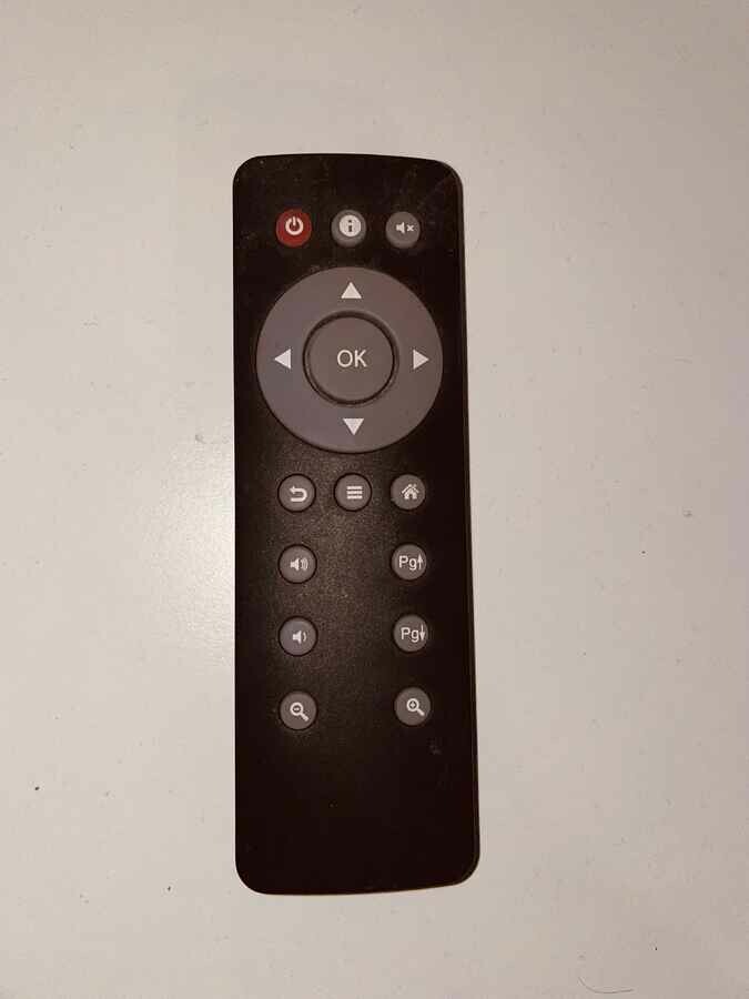 Pilot do dekodera tunera TV Boxa czarny – stan: używany