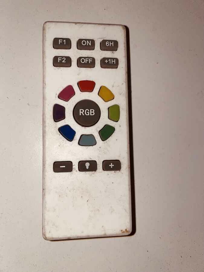Pilot do sterowania zdalnego taśmą RGB – ogłoszenie