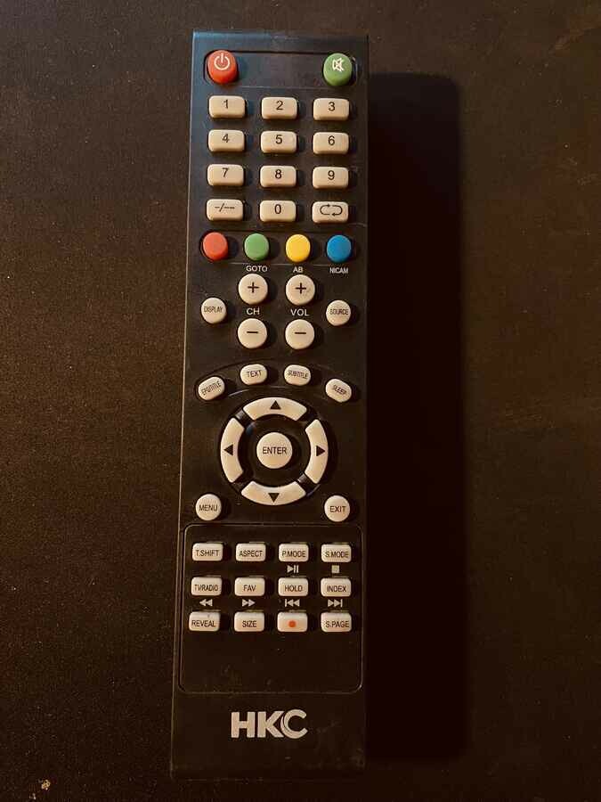 Pilot do TV telewizora HKC czarny (ogłoszenie)