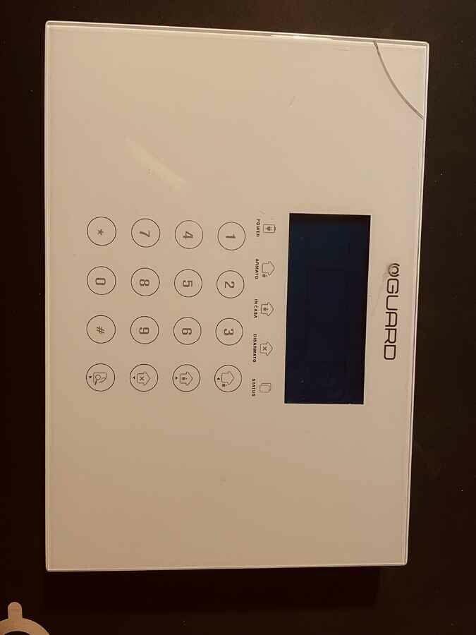 Guard – bezprzewodowy alarm GSM LCD (używany)