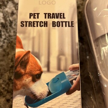 Rozciągliwa butelka podróżna NWT dla zwierząt (stan nowy)