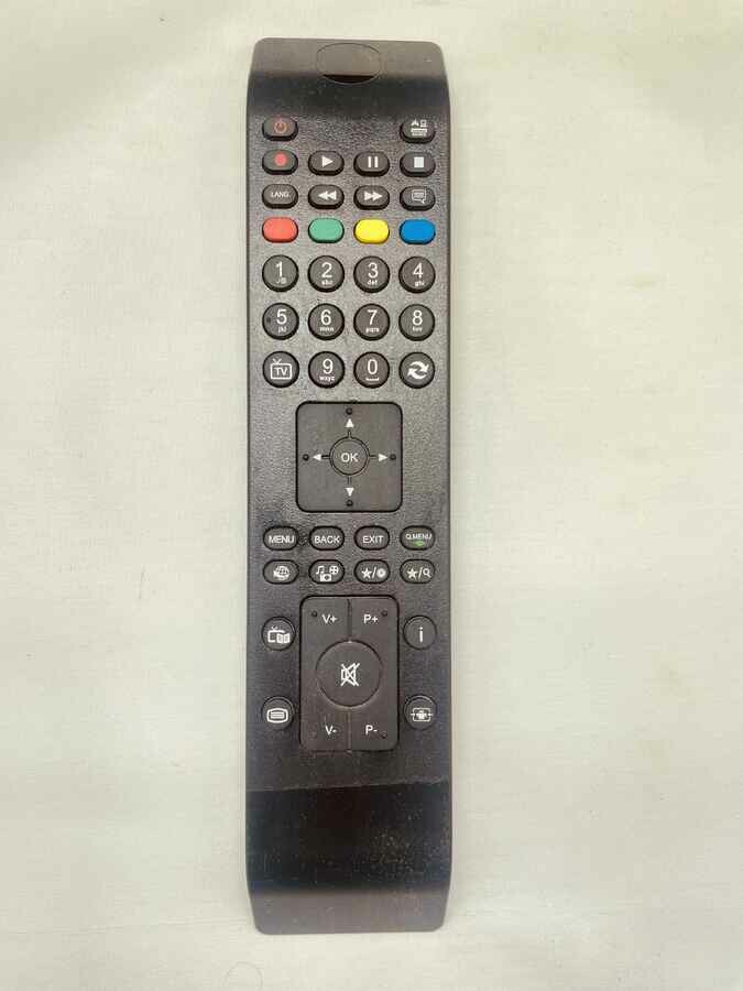 Uniwersalny pilot do telewizora TV Q.Menu – ogłoszenie