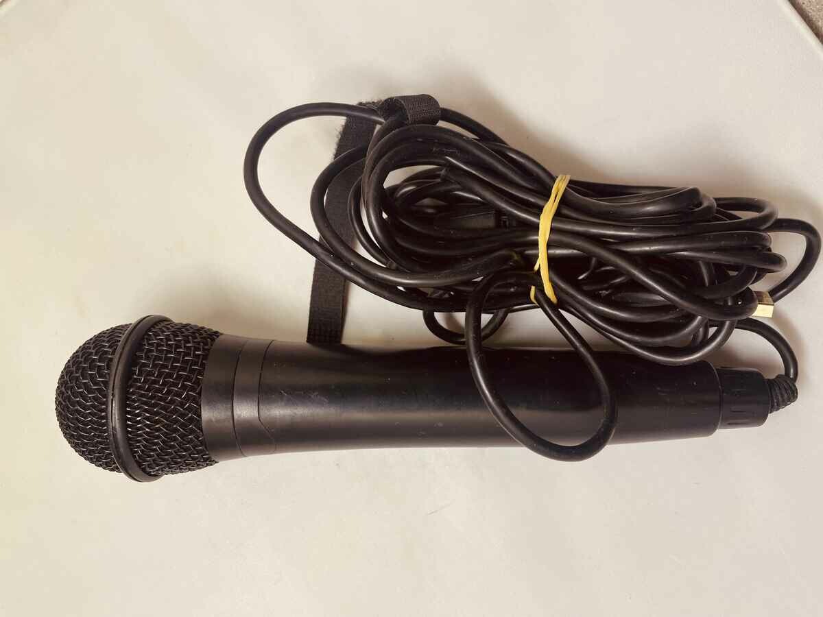 Standardowy mikrofon do karaoke dla domu USB – ogłoszenie