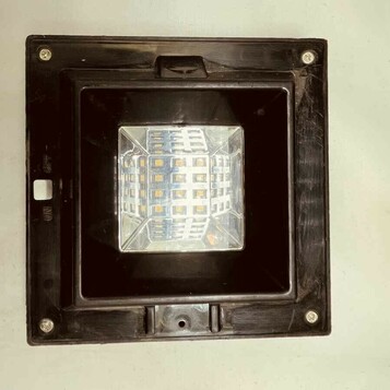 Lampa lampa solarna LED kwadratowa szybki montaż (używany)