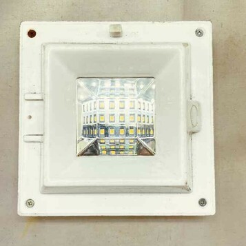 Lampa lampa solarna LED kwadratowa szybki montaż (stan nowy)