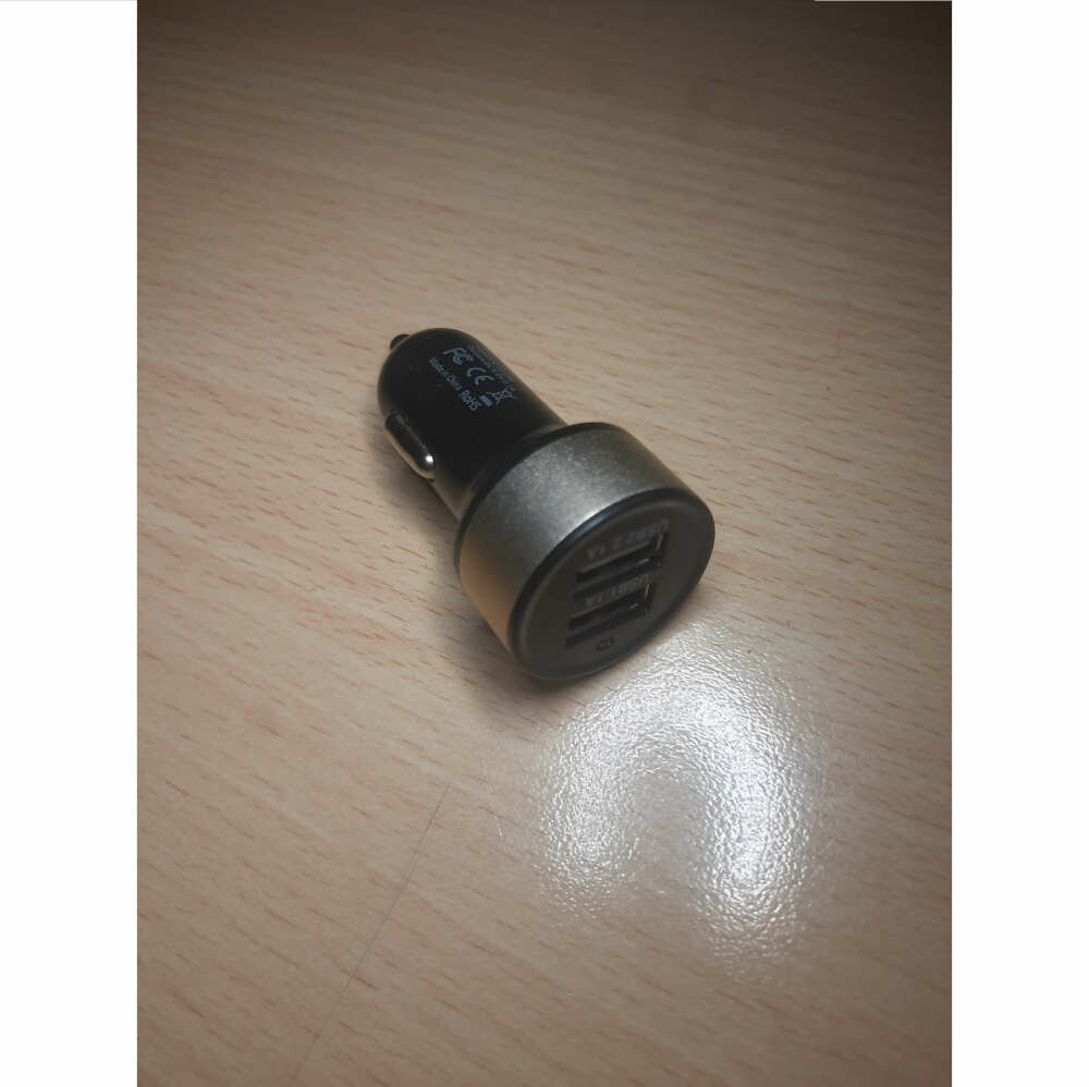 Samochodowa 2-porty USB 5V 3.1A Ładowarka, stan: używany