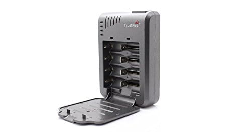 Ładowarka baterii litowo-jonowa TrustFire TR-003P4